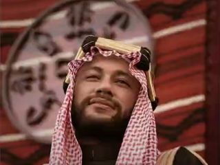 نیمار مصدوم با لباس سنتی سعودی به رختکن الهلال رفت