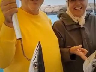 ماهیگیری لاکچری محمدجواد ظریف به همراه همسرش در جزیره کیش