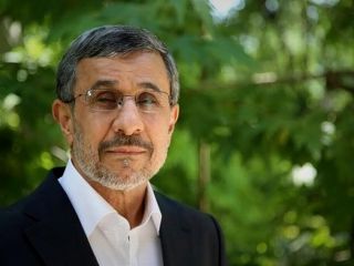 کنایه احمدی‌نژاد به میزان مشارکت در انتخابات: می‌گویند پیروزی عظیم؛ کدام پیروزی؟