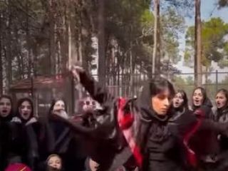 ویدیویی دیدنی از جشن فارغ التحصیلی دانشجویان دانشکده تربیت بدنی دانشگاه اصفهان