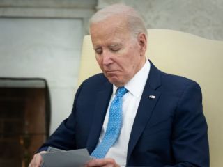 نامه ۴۴۰۰ استاد دانشگاه‌های آمریکا به جو بایدن: برای ثبات منطقه‌ «سر مار» را در تهران باید زد