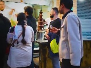 تعجب بلاگر مصری از غذا خوردن مردم در ماه رمضان در تهران
