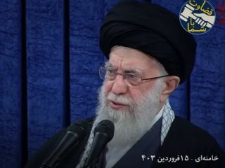 قدردانی خامنه‌ای از فعالیت‌های اقتصادی رئیسی