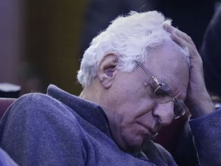 خواهر کیومرث پوراحمد: برادرم را «اول شکنجه‌اش کردند و بعد جسد بی‌جان را به دار آویختند.»