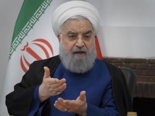 انتقاد حسن روحانی از پلیس به دلیل اِعمال «زور» درباره «حجاب»