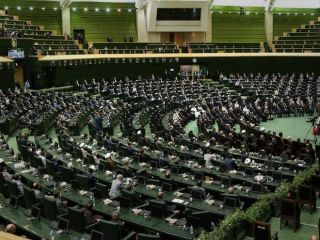 مخالفت نمایندگان مجلس شورای اسلامی با تعطیل شدن شنبه‌ها