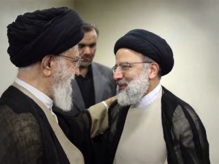 علی خامنه‌ای پنج روز عزای عمومی در ایران اعلام کرد