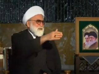 سونامی مقدس سازی برای رئیسی؛ خدا بخیر کند. ته این ماجرای تراژدیک دارد کمدی می شود