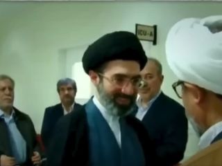 بخشی از برنامه دیکد: اطلاعات گمراه کننده درباره آینده رژیم پس از خامنه‌ای