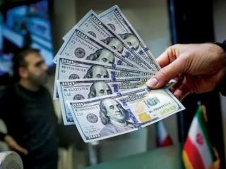 افزایش ناگهانى چندبرابری نرخ رسمی دلار توسط بانک مرکزی ایران همه را غافلگیر کرد