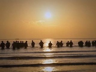 بازسازی عملیات تاریخی پیاده‌سازی نیروهای متفقین در ساحل نرماندی