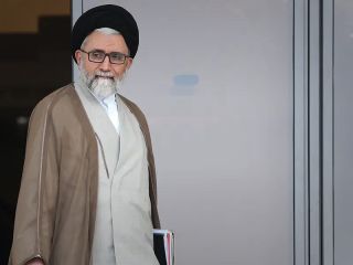 وزیر اطلاعات نامزدهای انتخابات ریاست‌جمهوری را تهدید کرد