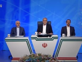 ظریف، مشاور پزشکیان: بایدن پیچ تحریم‌ها را شل کرد بگذارید ترامپ برگردد ببینید دوستان چه می‌کنند