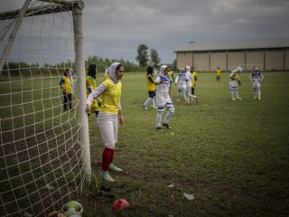 فوتبال ایران؛ قدم بعدی برای دریافت مجوز حرفه‌ای: همه باشگاه‌ها باید تیم زنان داشته باشند