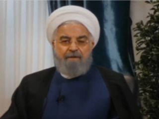 روحانی خطاب به جلیلی: اگر شهامتش را داری با خود من مناظره کن