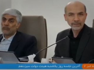 تذکر انضباطی مخبر به دو وزیر در جلسه وزرا: آقای اوجی بشین سرجات؛ آقای نیکبخت گوش بده