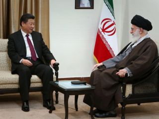 علی خامنه‌ای روی اسب‌های بازنده شرط بسته؛ جمهوری اسلامی نه به آمریکا بلکه به چین و روسیه باخت