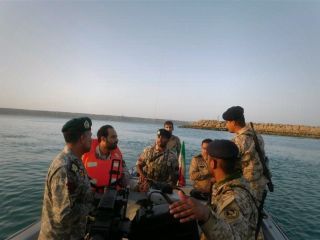 عضو نیروی دریایی ارتش بدلیل بلد نبودن شنا غرق و پیکرش ناپدید شد