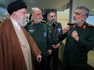 بابک تقوایی: در صورت حمله سپاه به اسرائیل این کشور اقدام به ترور خامنه ای و فرماندهان سپاه خواهد کرد