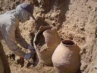 دستگیری یک «باند گنج‌یابی» در مشهد، حین حفر یک «تونل ۱۸متری» در یک باغ تالار قدیمی