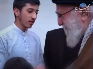 «موشک چهارم، الحمدالله، الحمدالله پدر و مادرم را به شهادت رساند!»