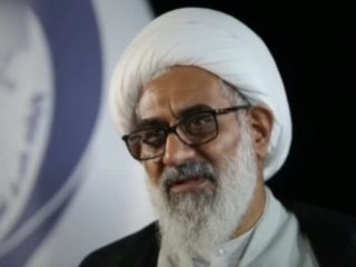 امام جمعه ورامین: نفوذ دشمن به نزدیکان عالی‌ترین مقامات رسیده است