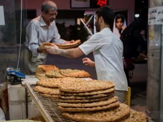 فروش نان ۱۰۰ هزار تومانی در تهران؛ وزیر کشاورزی تائید کرد؛گوجه‌فرنگی ۷۰ هزار تومانی شد