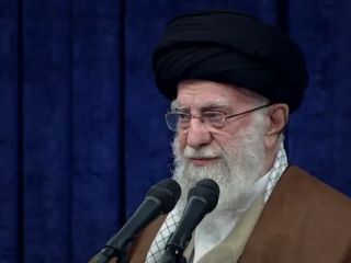 علی خامنه‌ای: مناطق تصرف‌شده سوریه به دست جوانان غیور سوری آزاد خواهد شد