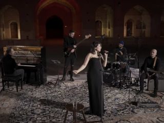 قوه قضائیه علیه پرستو احمدی و سایر عوامل کنسرت  او اعلام جرم کرد