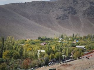 زمین‌خواری بزرگ در دماوند (با قیمت ۲۶ برابر ارزان‌تر از قیمت واقعی) با همکاری دولت و قوه قضائیه