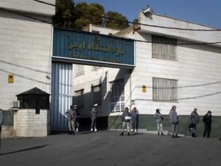 در زندان اوین ، زندانیان معتاد در قبال دریافت مواد مخدر برای شکنجه زندانیان سیاسی اجیر می‌شوند