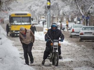 تعطیلی‌های مکرر در ایران؛ شهروندان از مختل شدن زندگی می‌گویند