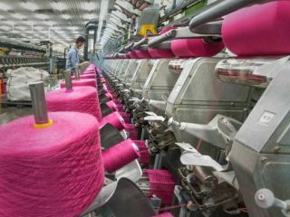 اختصاص ۷۳۰ میلیون دلار ارز نیمایی به واردات «پارچه‌های مشابه تولید داخل»