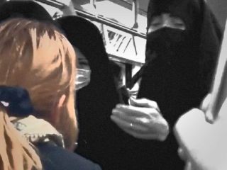 حجاب اجباری جان یک زن دیگر را گرفت؛ مرگ بر اثر «گیر کردن» شال در پله برقی