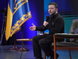 چرا زلنسکی کت و شلوار نمی‌پوشد؟