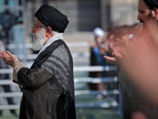 بن‌بستِ خامنه‌ای و سُنبه‌ پر زور ترامپ:  مذاکره با «قاتل سلیمانی» برای «خلع سلاح» شدن یا جنگ؟!