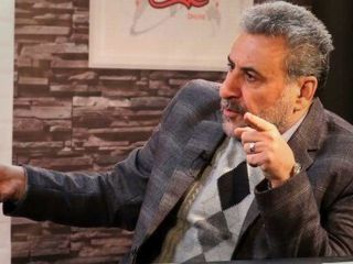 فلاحت پیشه: تهران و واشنگتن در پرتگاه جنگ قرار دارند و واسطه‌ها هم نمی‌توانند مشکل را حل کنند