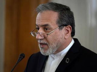 عراقچی: حاضرم به پاریس، برلین و لندن سفر کنم؛ پیش از مذاکره با آمریکا هم حاضر بودم، اما نخواستند