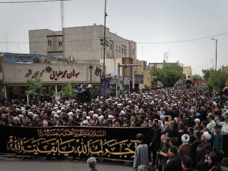 گسترش دسته‌های عزاداری در ایران؛ دسته‌های عزاداری «امام صادق» در شهرهای ایران به خیابان‌ها رفتند