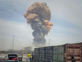 تعداد زخمی‌های انفجار اسکله بندرعباس از ۵۰۰ نفر گذشت؛ فراخوان انتقال خون و آماده باش بیمارستان‌ها