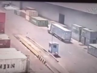 اولین تصویر از دوربین مداربسته اسکله شهید رجایی بندرعباس در زمان انفجار