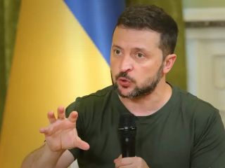 زلنسکی: بازپس‌گیری کریمه از طریق نطامی ممکن نیست، از راه دیپلماتیک پس می‌گیریم