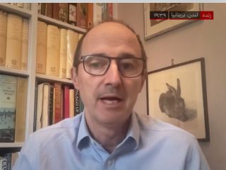 استاد شیمی معدنی دانشگاه یو سی ال لندن: «رنگ دود دلیلی است بر وجود ترکیبات آمونیومی»