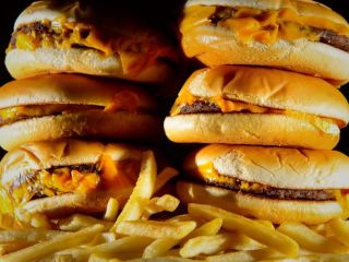 آیا غذاهای فوق فراوری شده واقعا کشنده‌اند؟ یک مطالعه جهانی: بله