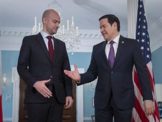 در پی تعویق مذاکرات ایران و آمریکا، دیدار نمایندگان تهران و سه کشور اروپایی هم لغو شد