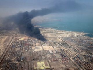 گزارش تحلیلی واشنگتن‌پست از انفجار بندر رجایی؛ انگار «۵۰ تن تی‌ان‌تی» منفجر شده باشد