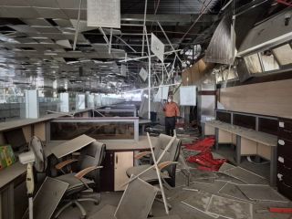 انفجار اسکله رجایی؛«نان به قیمت جان» «می‌گویند هر جوری هست نشان دهید همه چیز عادی است»