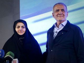 توجیه جالب چرایی حضور دختر و داماد پزشکیان در جلسات رسمی دولت