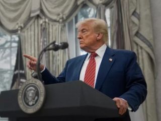 جنجال تغییر نام خلیج فارس؛ ترامپ: نمی‌خواهم احساسات کسی را جریحه‌دار کنم