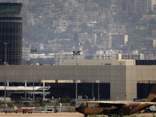 پاکسازی فرودگاه بین‌المللی بیروت از عناصر حزب‌الله ؛ «ضربه به شبکه قاچاق شبه نظامیان شیعی»